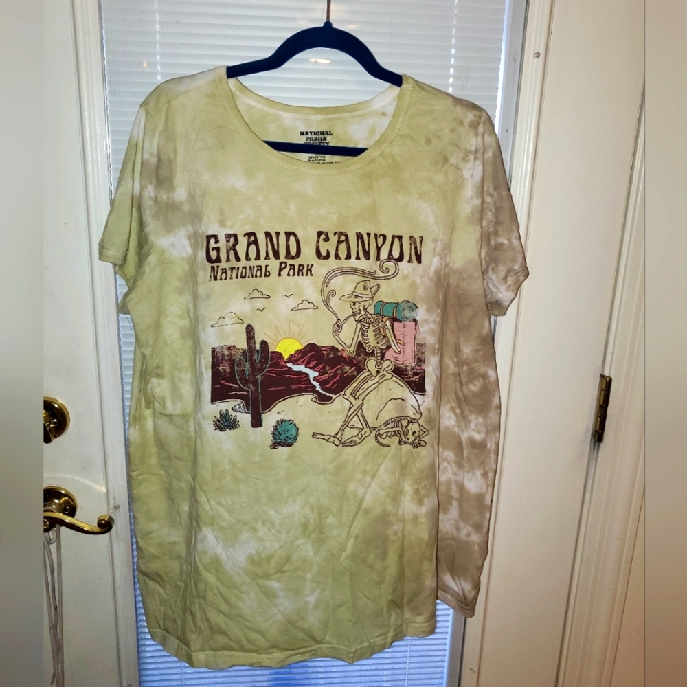 Torrid, tie-dye grand canyon shirt